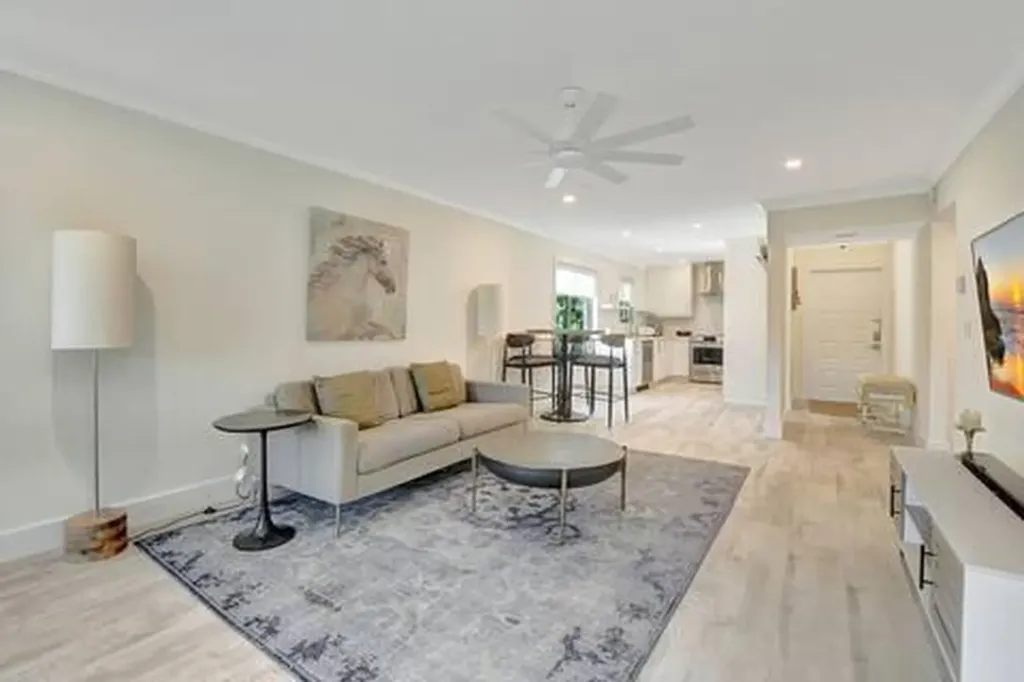 935 Sweetwater Lane Boca Raton FL 33431