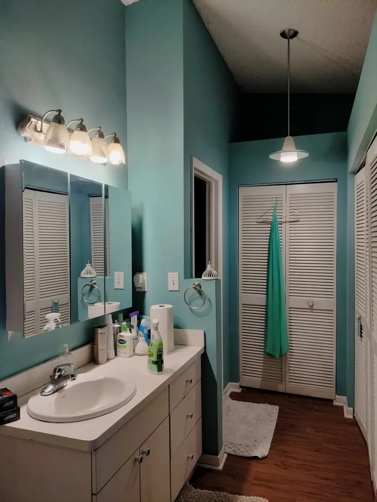 4213 NW 76th Avenue Davie FL 33024