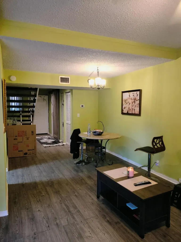 4213 NW 76th Avenue Davie FL 33024