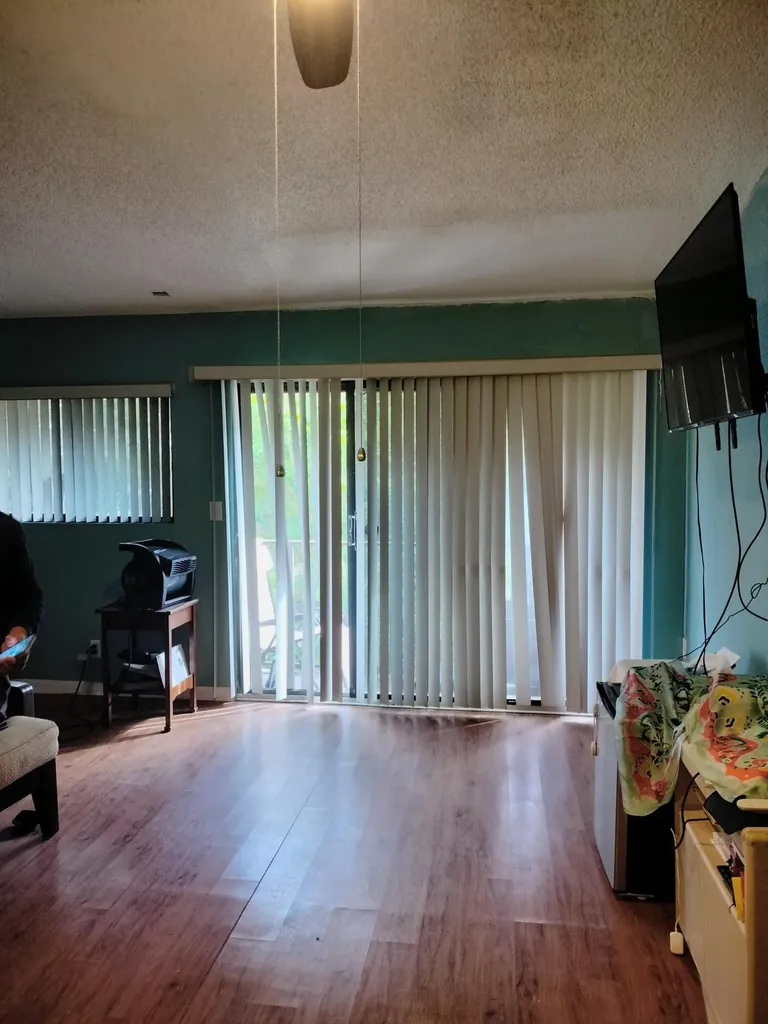 4213 NW 76th Avenue Davie FL 33024