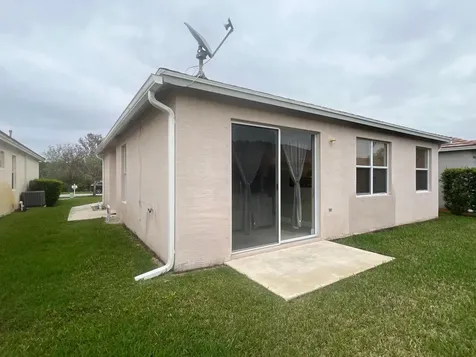 252 SW Manatee Springs Way Port St Lucie FL 34986