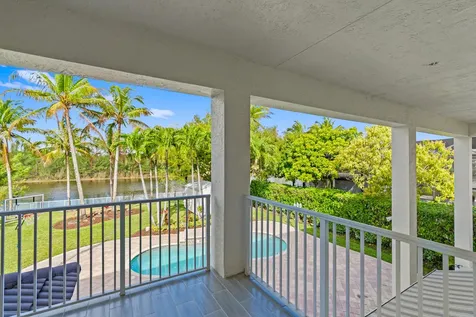 4918 SW 195th Terrace Miramar FL 33029
