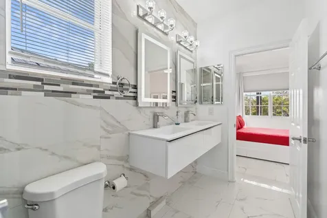 4918 SW 195th Terrace Miramar FL 33029