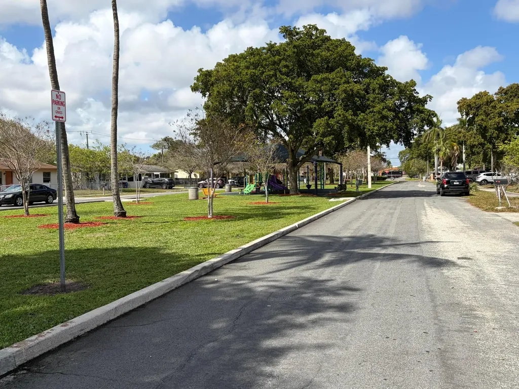 420 NW 7th Terrace Pompano Beach FL 33060