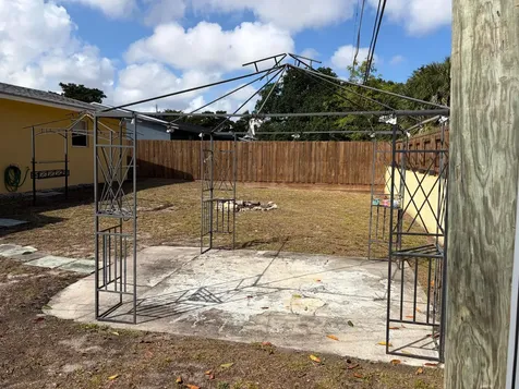 420 NW 7th Terrace Pompano Beach FL 33060