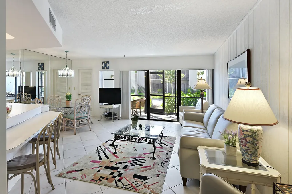 1605 S Us Highway 1 Jupiter FL 33477