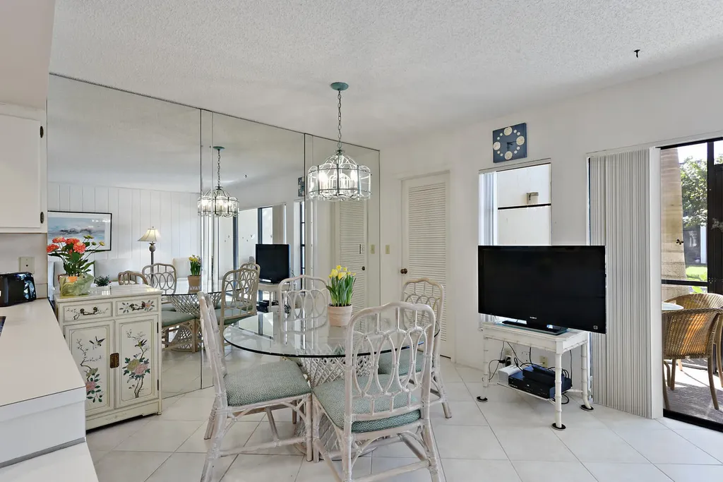 1605 S Us Highway 1 Jupiter FL 33477