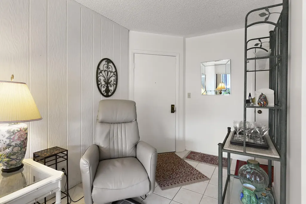 1605 S Us Highway 1 Jupiter FL 33477