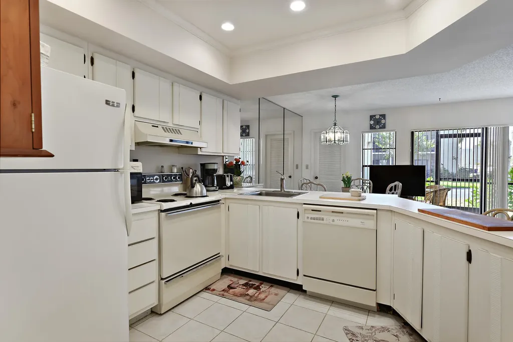 1605 S Us Highway 1 Jupiter FL 33477