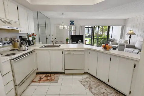 1605 S Us Highway 1 Jupiter FL 33477
