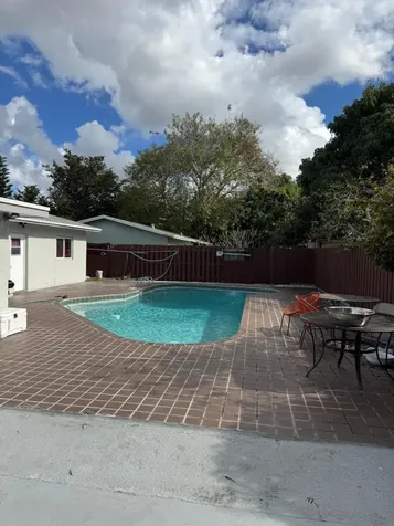 6604 Boulevard Of Champions North Lauderdale FL 33068