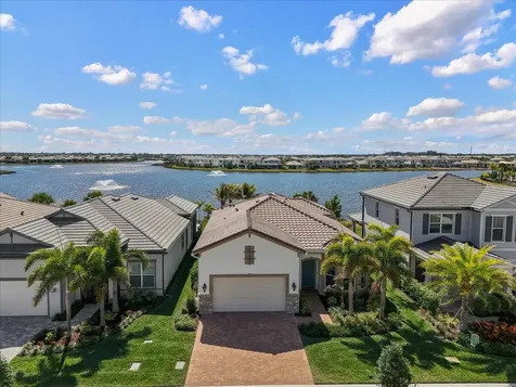 10366 Northbrook Circle Palm Beach Gardens FL 33412