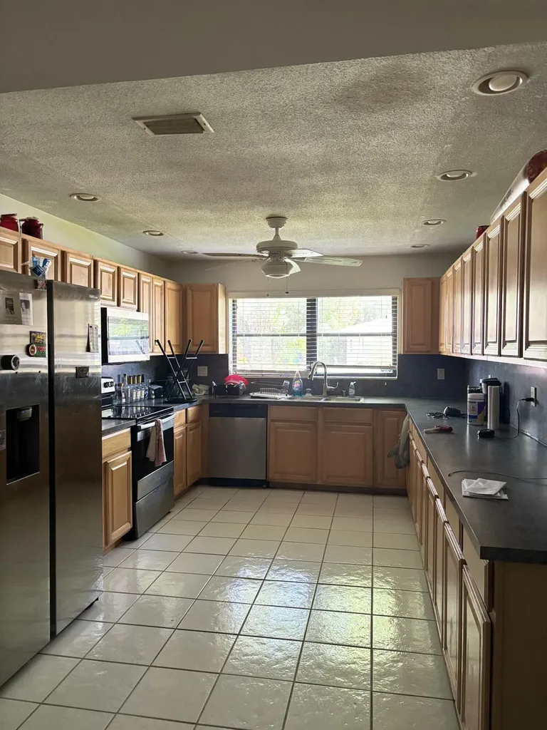 1410 NW 93rd Terrace Coral Springs FL 33071