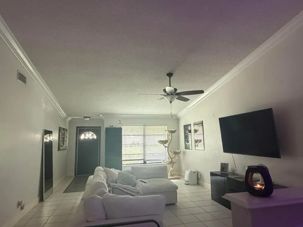 1410 NW 93rd Terrace Coral Springs FL 33071