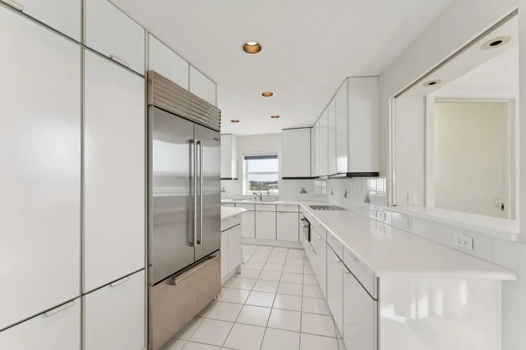 100 Royal Palm Way Palm Beach FL 33480
