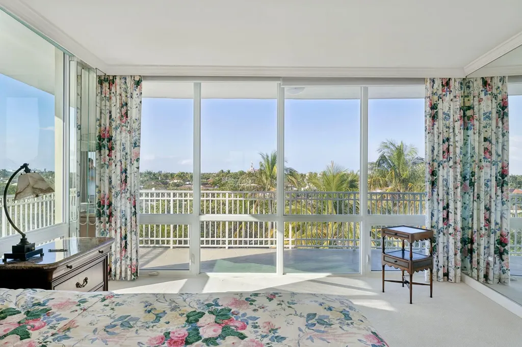 100 Royal Palm Way Palm Beach FL 33480