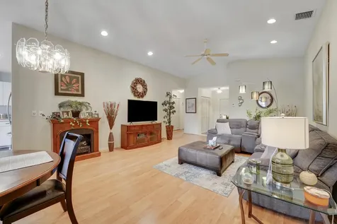 5648 American Circle Delray Beach FL 33484