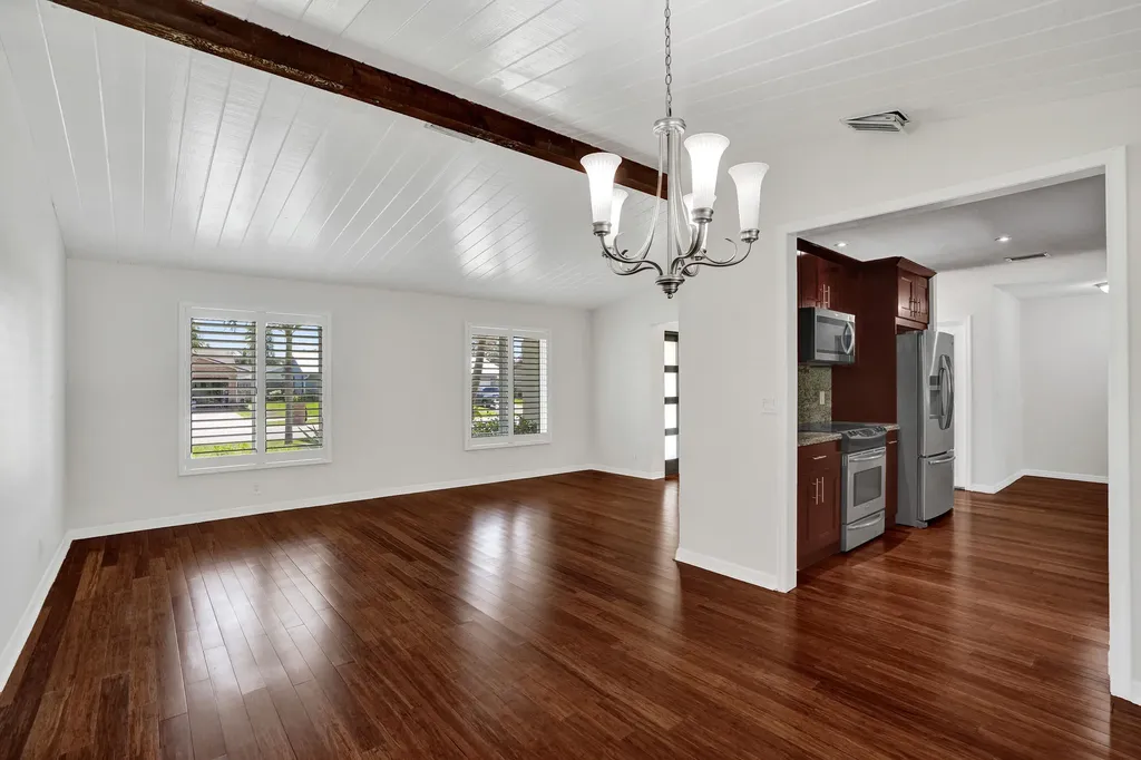 2673 SW 14th Court Deerfield Beach FL 33442