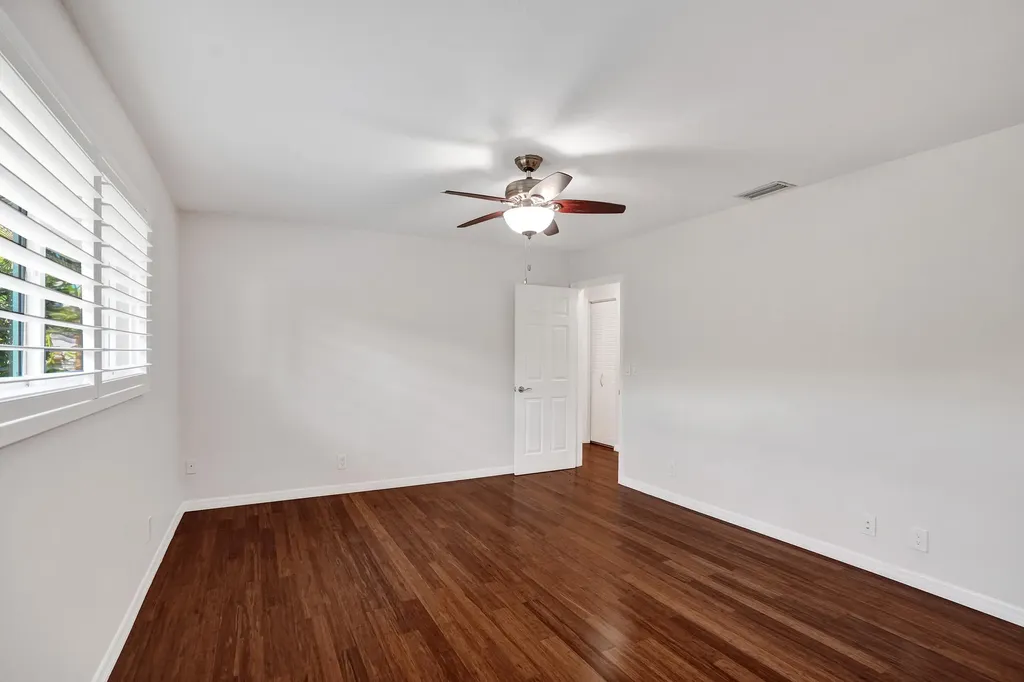 2673 SW 14th Court Deerfield Beach FL 33442