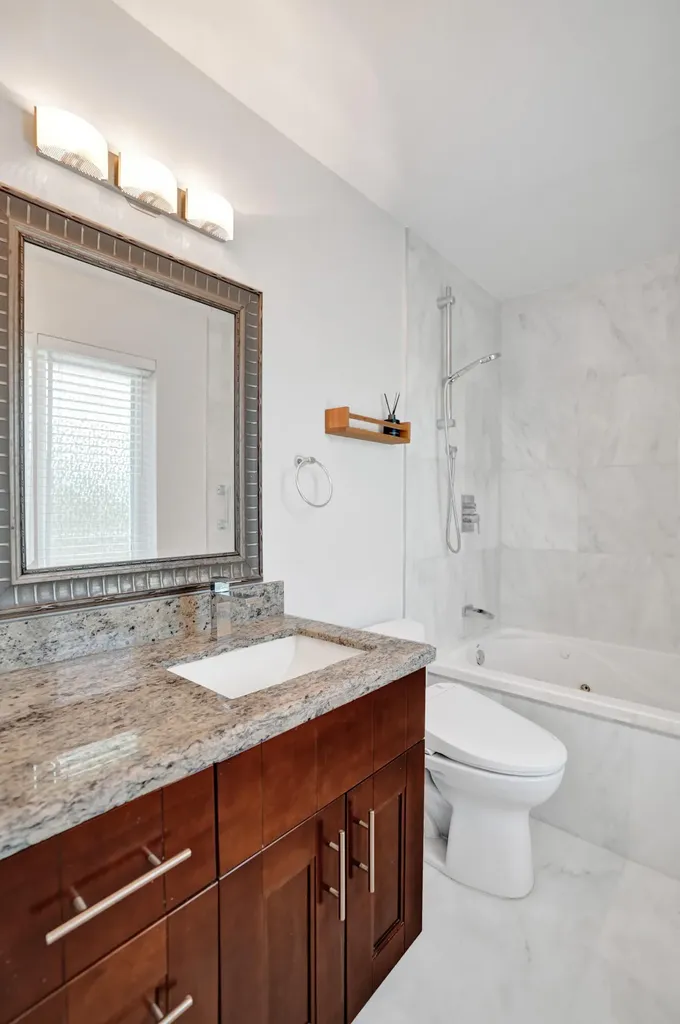 2673 SW 14th Court Deerfield Beach FL 33442