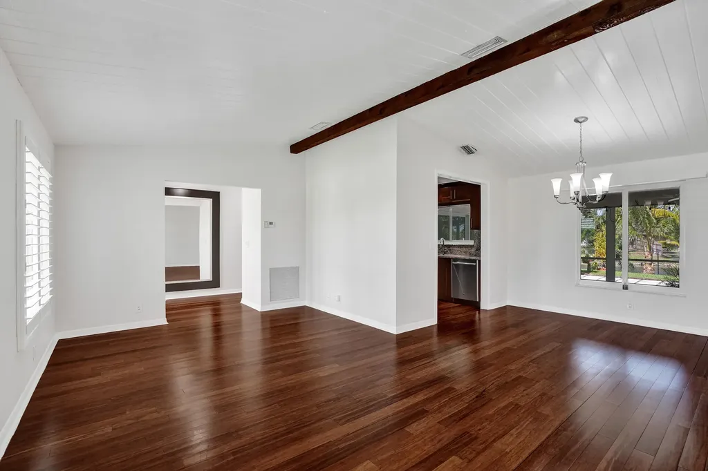 2673 SW 14th Court Deerfield Beach FL 33442