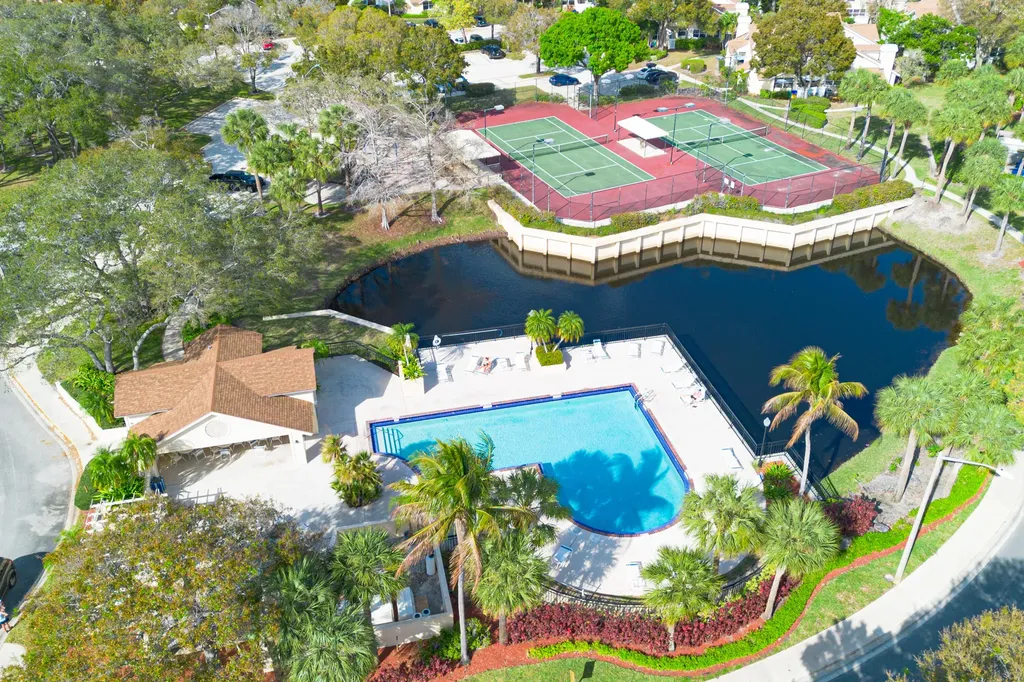 8156 Chelsea Court West Palm Beach FL 33406