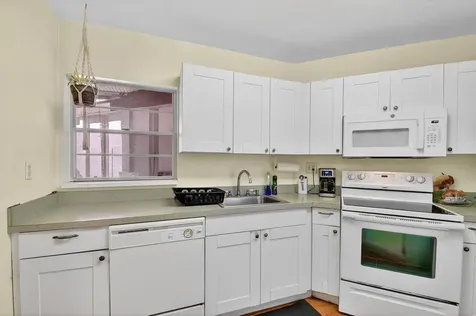 4 N Greenway Village Village N Royal Palm Beach FL 33411