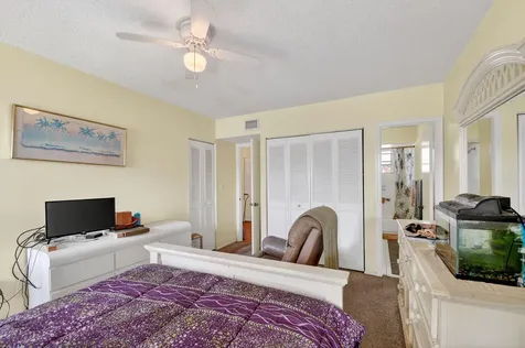 4 N Greenway Village Village N Royal Palm Beach FL 33411