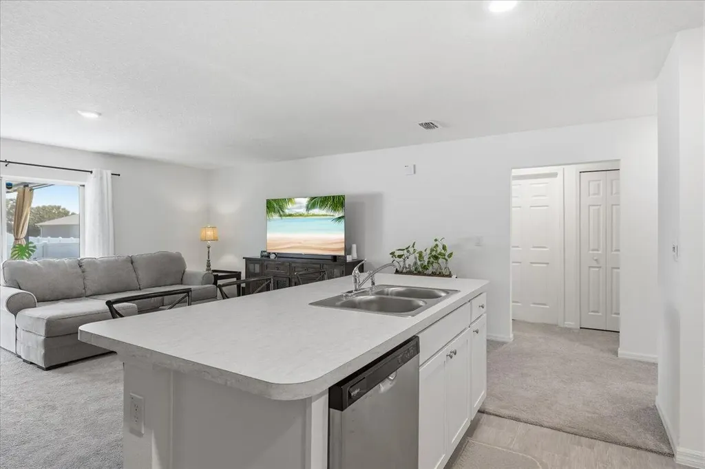 542 Mimosa Street SW Palm Bay FL 32908