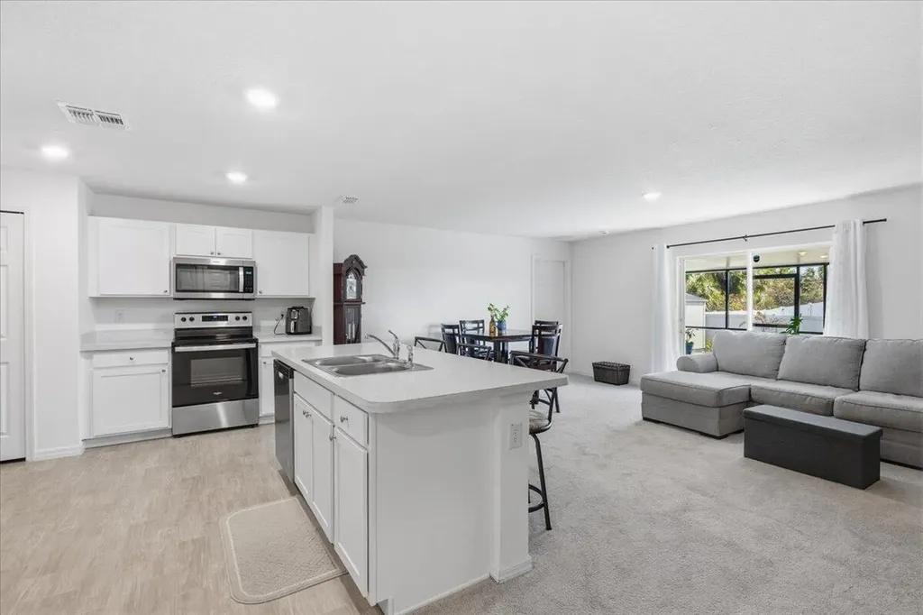 542 Mimosa Street SW Palm Bay FL 32908