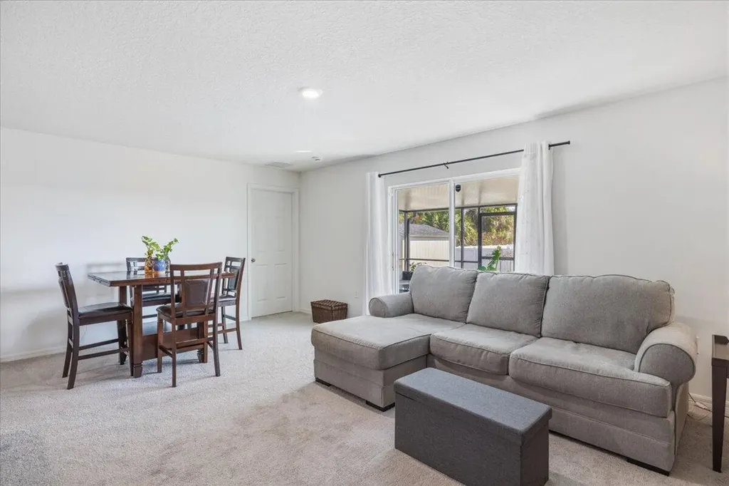 542 Mimosa Street SW Palm Bay FL 32908