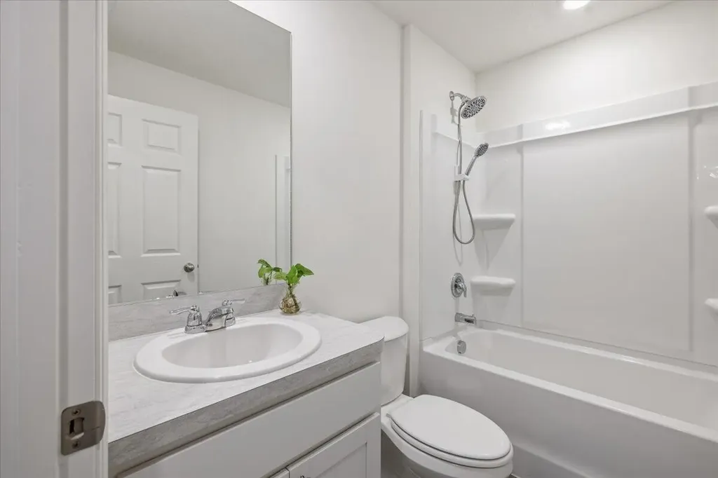 542 Mimosa Street SW Palm Bay FL 32908