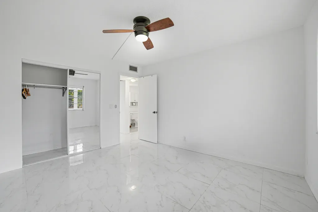 51 Markham C Deerfield Beach FL 33442