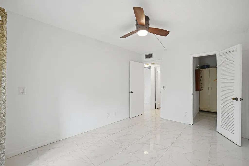 51 Markham C Deerfield Beach FL 33442