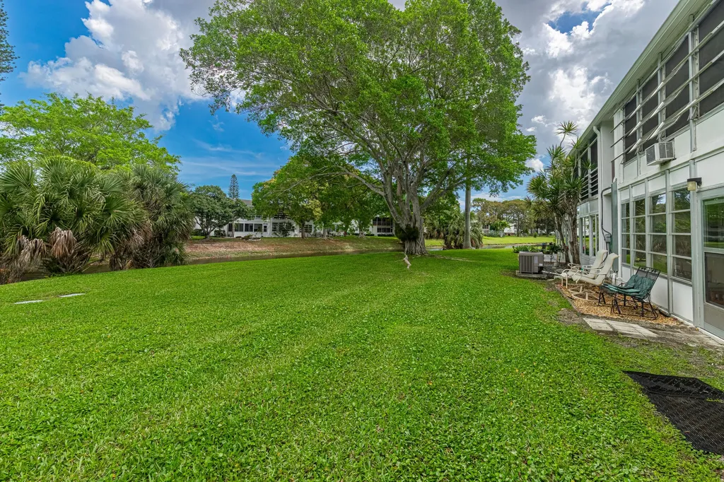 51 Markham C Deerfield Beach FL 33442