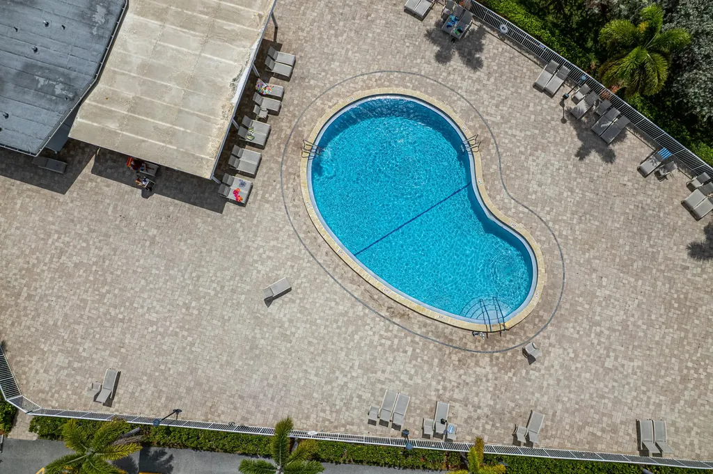 51 Markham C Deerfield Beach FL 33442