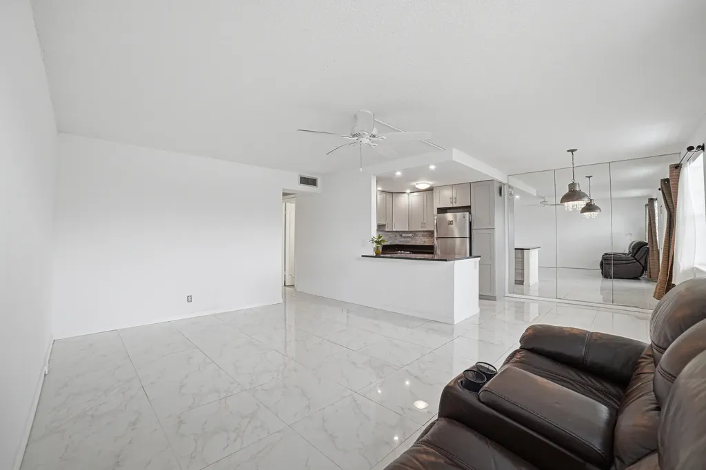 51 Markham C Deerfield Beach FL 33442