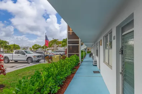 51 Markham C Deerfield Beach FL 33442