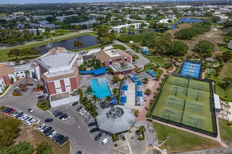 51 Markham C Deerfield Beach FL 33442