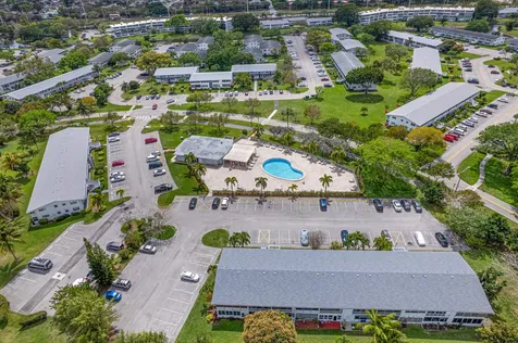 51 Markham C Deerfield Beach FL 33442