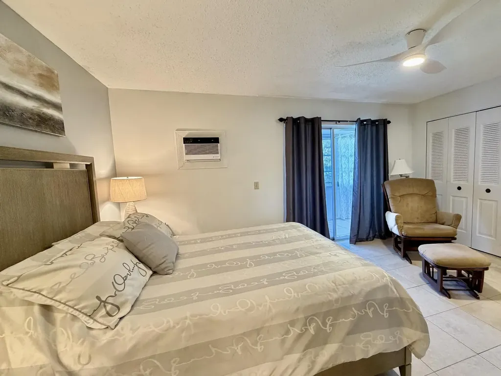 335 Durham Circle Deerfield Beach FL 33442