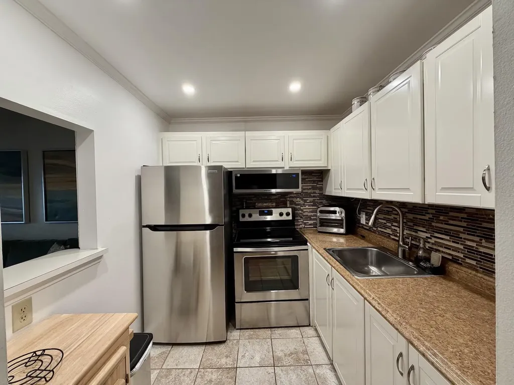 335 Durham Circle Deerfield Beach FL 33442