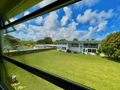335 Durham Circle Deerfield Beach FL 33442