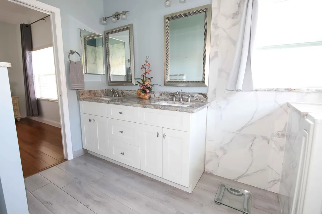454 NW Lismore Lane Port St Lucie FL 34986