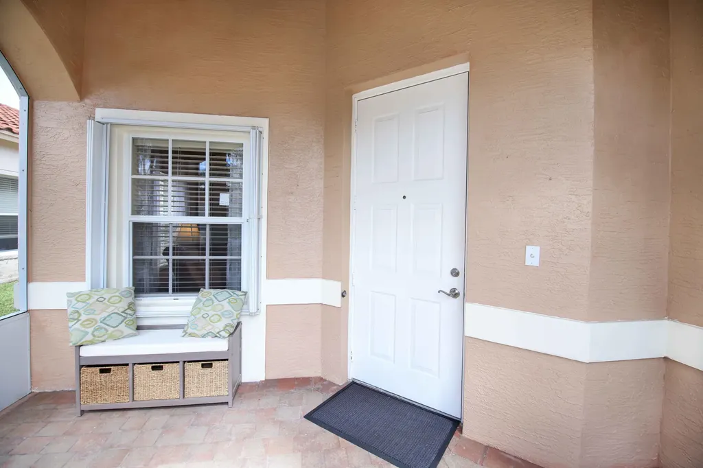 454 NW Lismore Lane Port St Lucie FL 34986