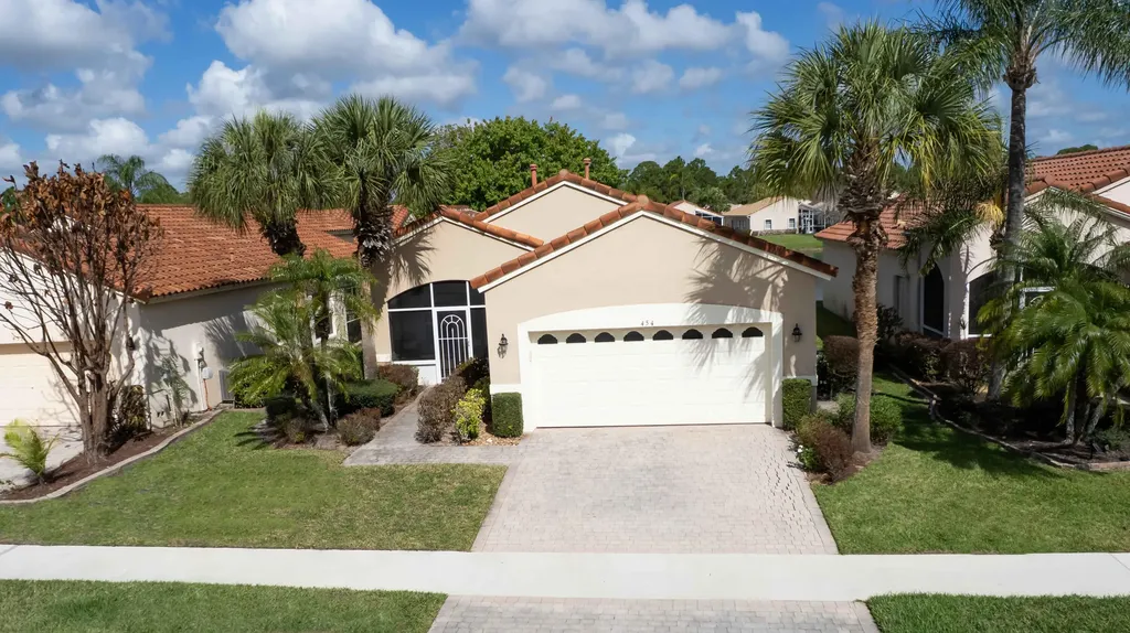454 NW Lismore Lane Port St Lucie FL 34986