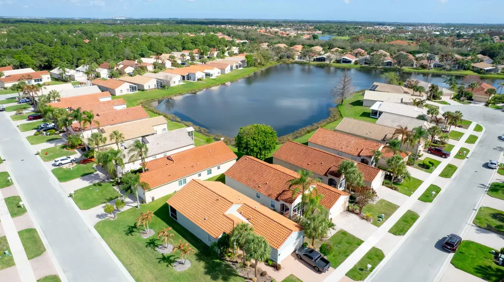 454 NW Lismore Lane Port St Lucie FL 34986