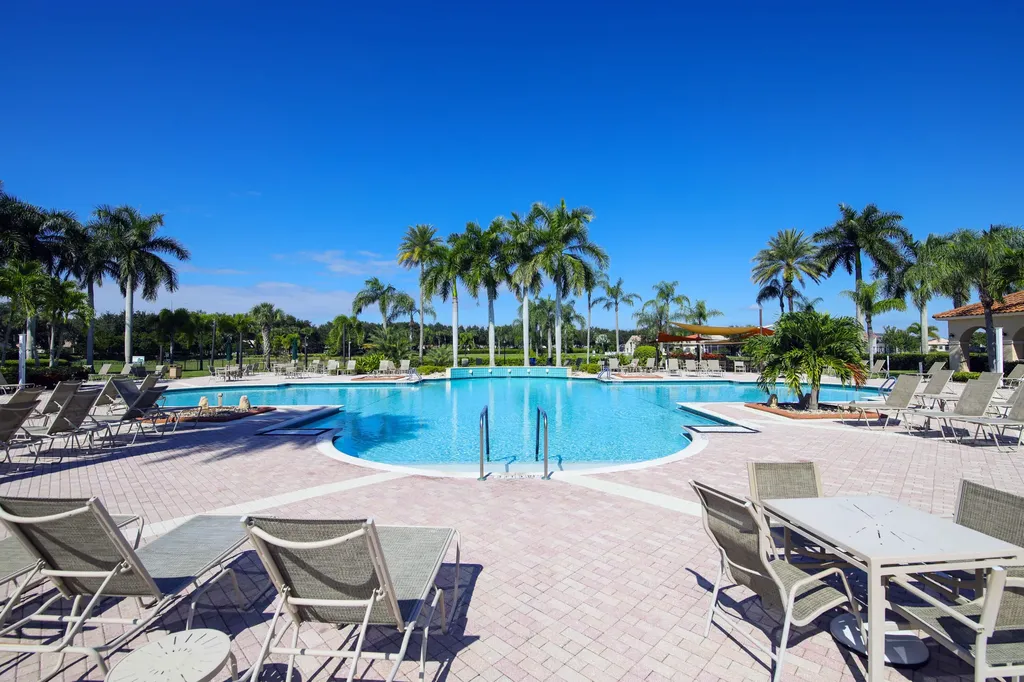 454 NW Lismore Lane Port St Lucie FL 34986