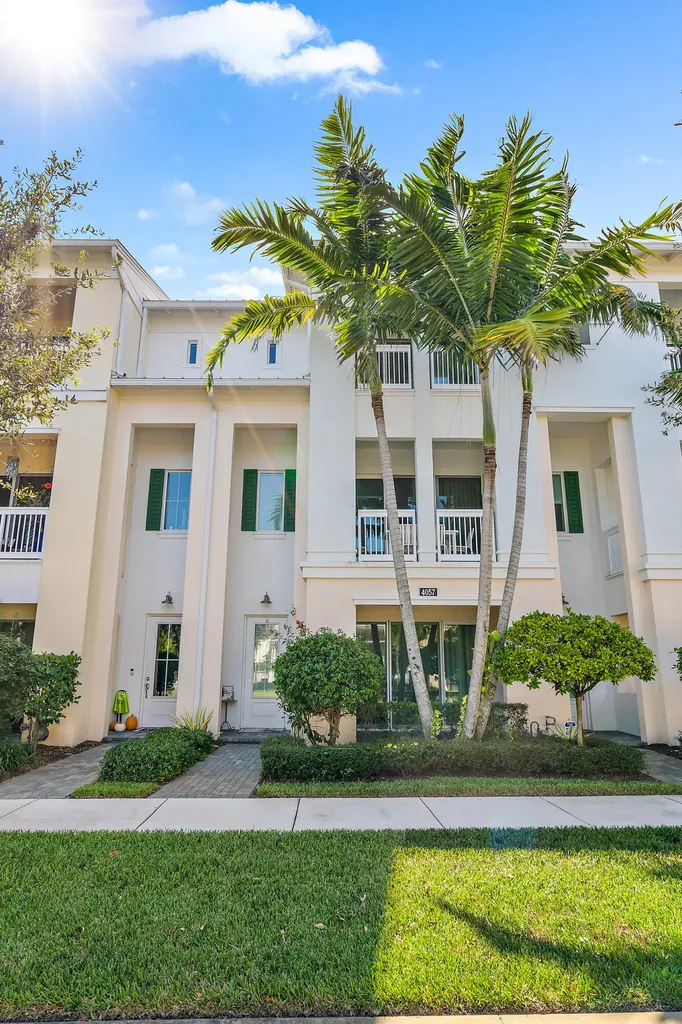 4057 Faraday Way Palm Beach Gardens FL 33418