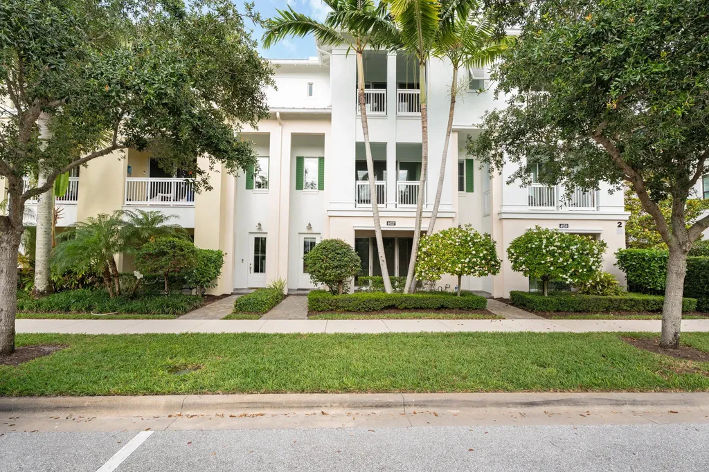 4057 Faraday Way Palm Beach Gardens FL 33418